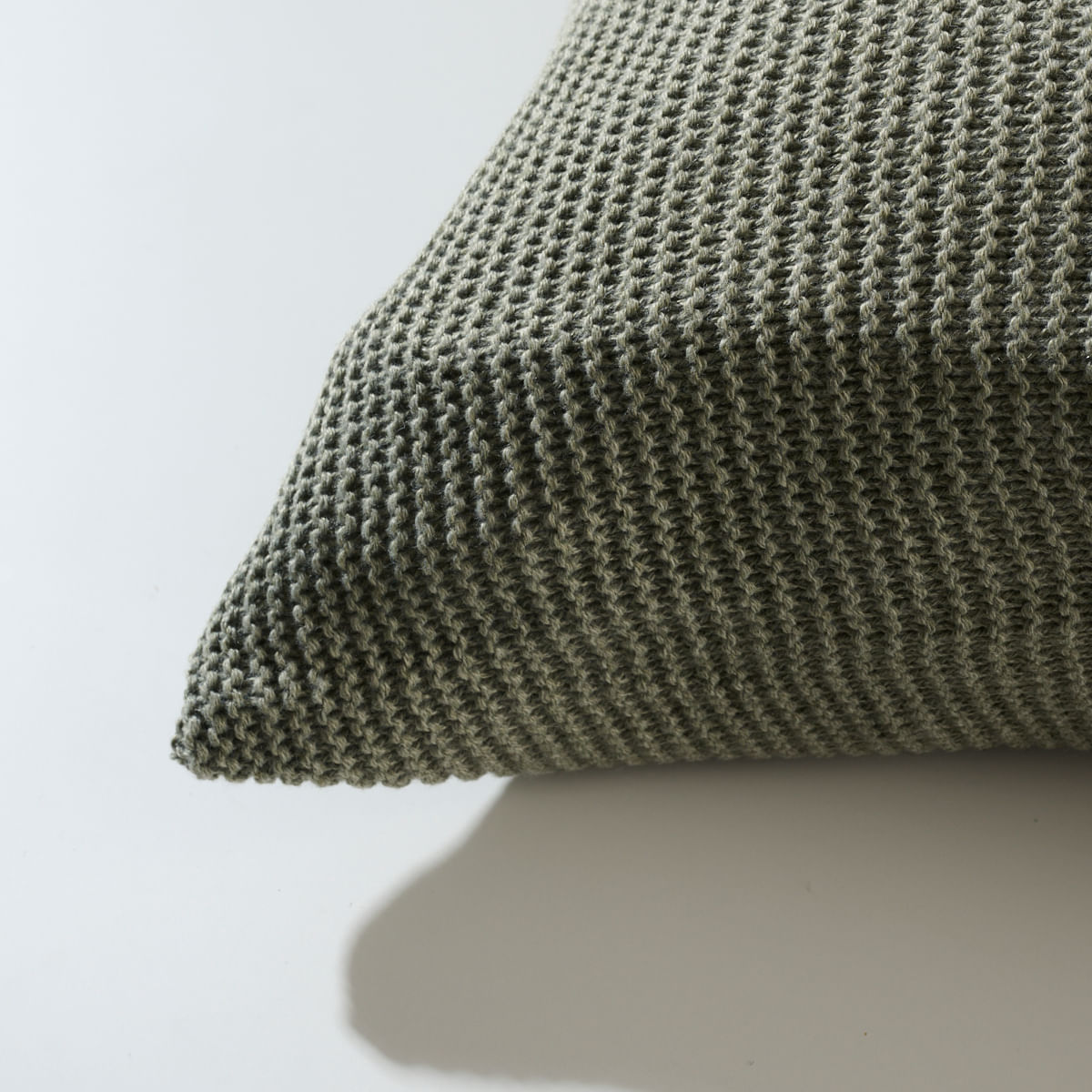 01 16 0177 Porta Travesseiro Tricot Infinite Verde Mescla 002.jpg